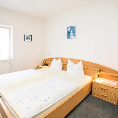 Hotel Pizzeria Venezia Sohren